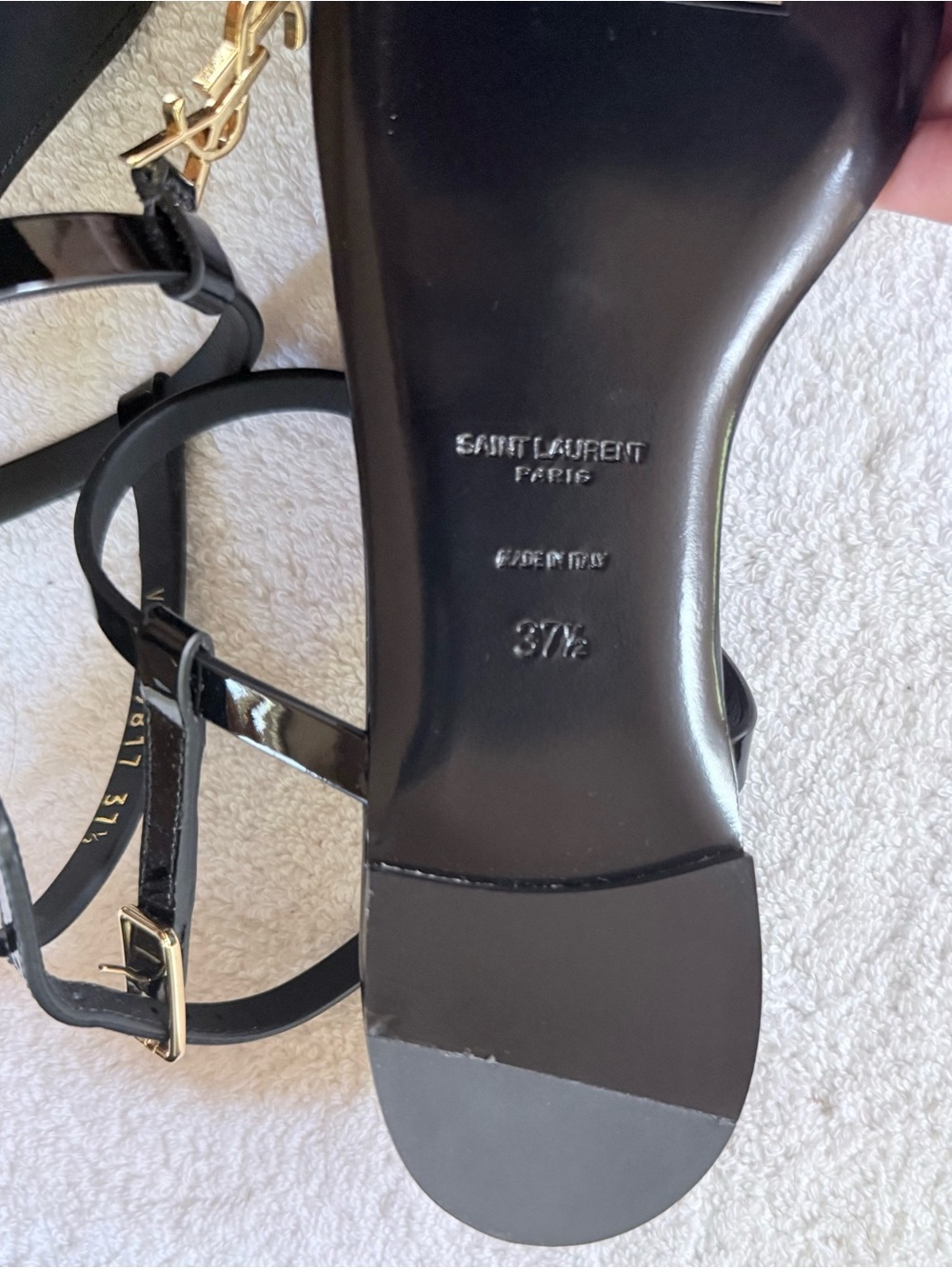 Saint Laurent Black Patent Thong Sandals with Gold YSL Logo - Picture 5 of 9